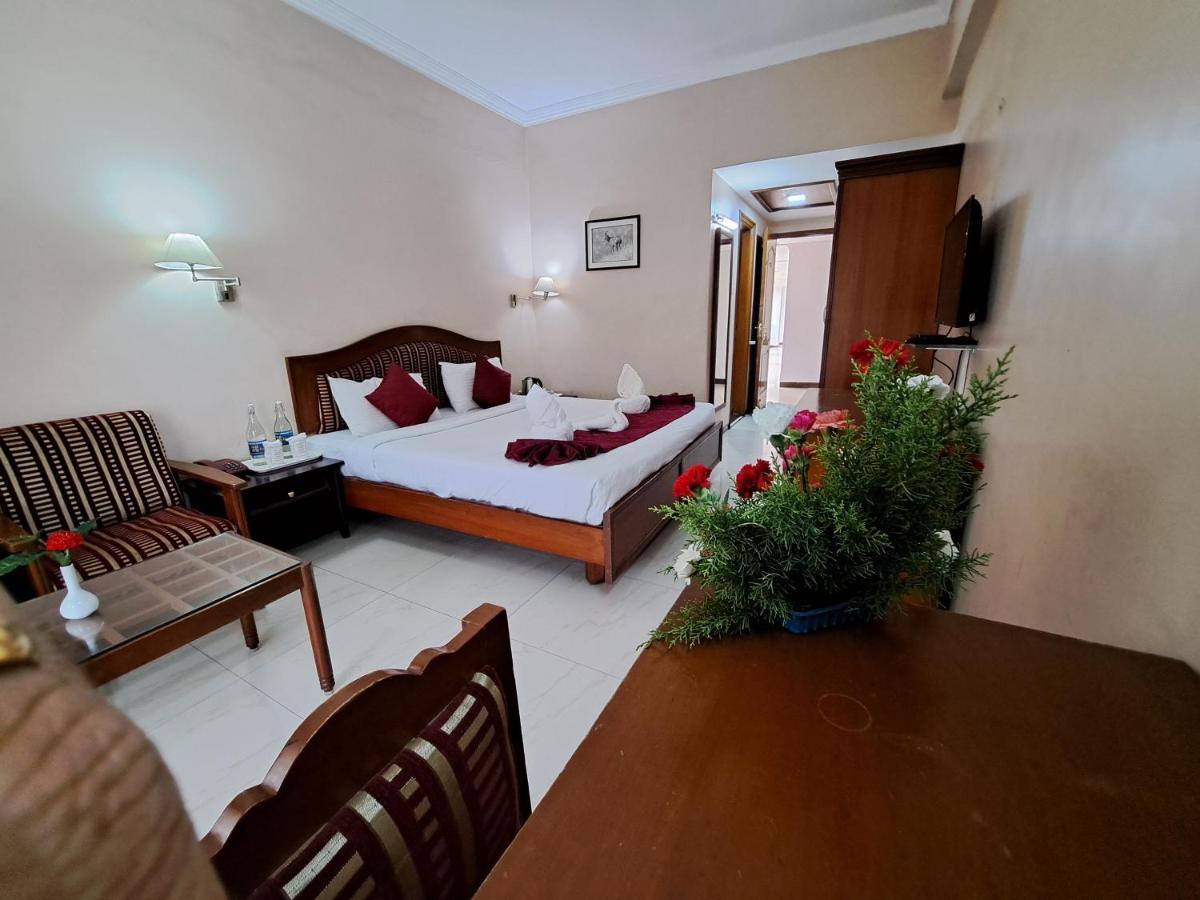Hotel Preethi Classic Towers Udagamandalam Exterior foto