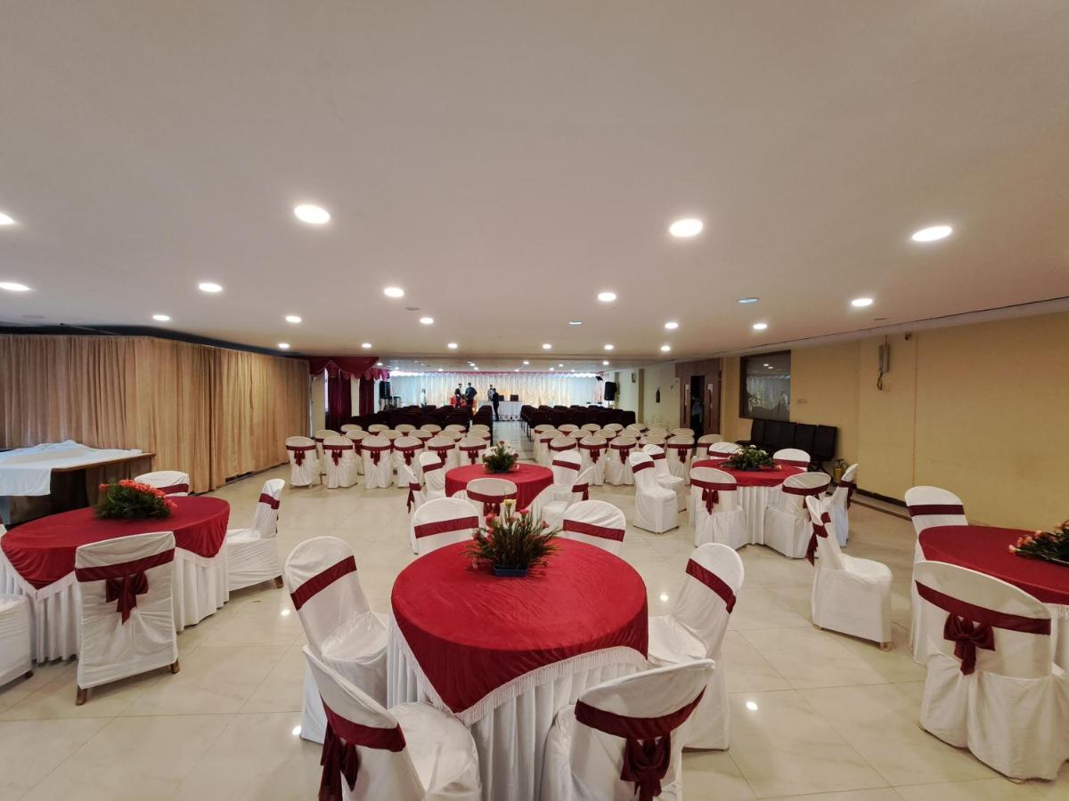 Hotel Preethi Classic Towers Udagamandalam Exterior foto