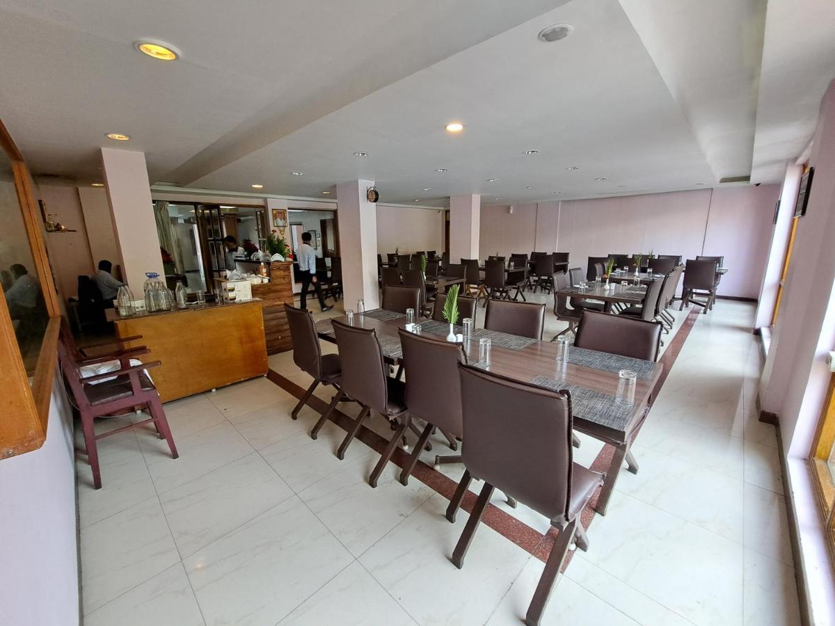 Hotel Preethi Classic Towers Udagamandalam Exterior foto