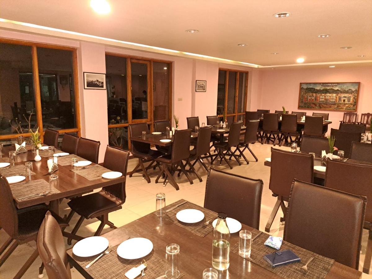Hotel Preethi Classic Towers Udagamandalam Exterior foto