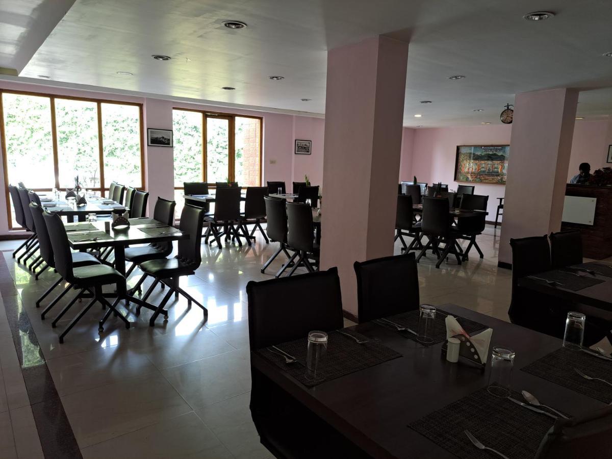 Hotel Preethi Classic Towers Udagamandalam Exterior foto