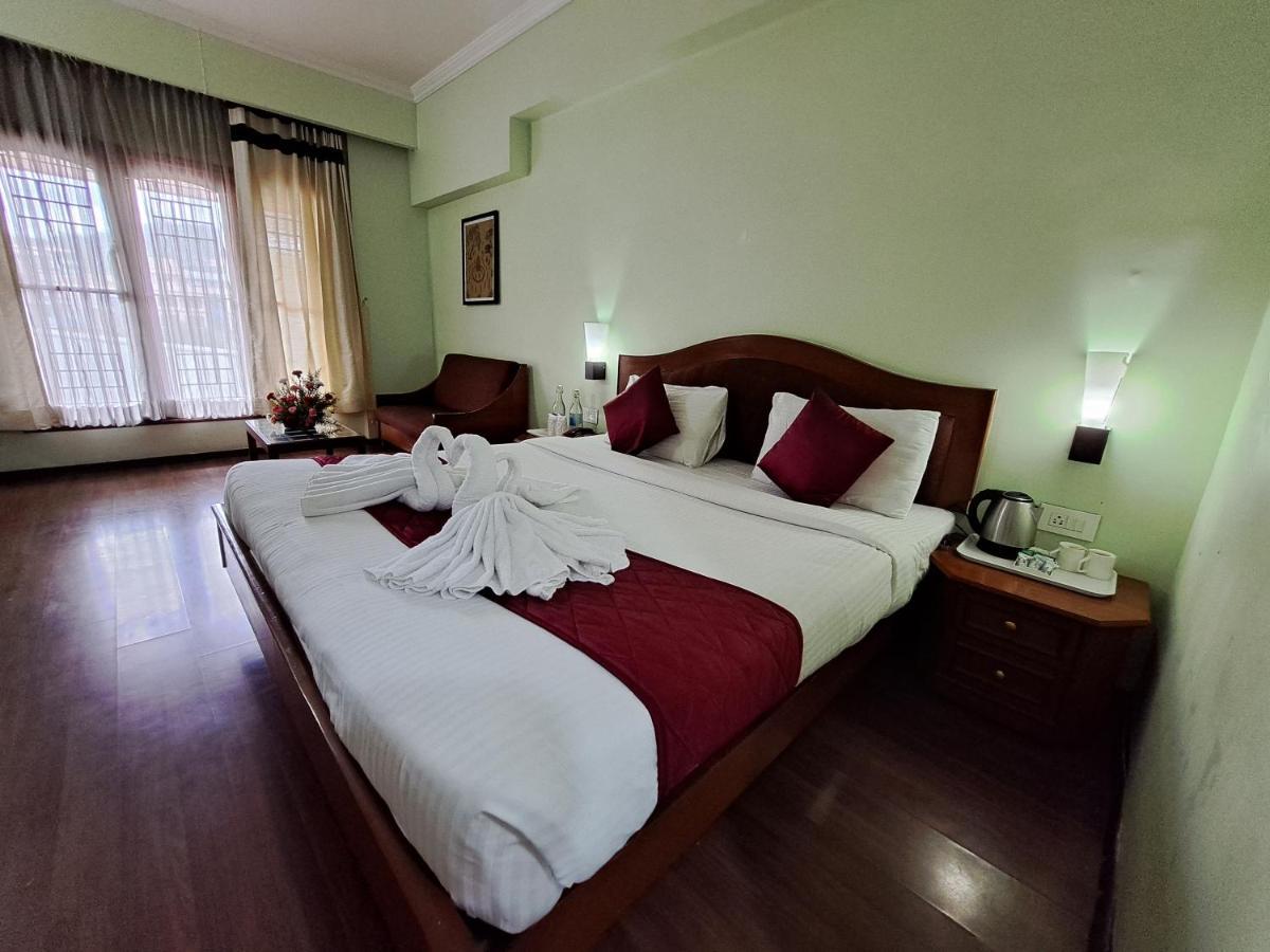 Hotel Preethi Classic Towers Udagamandalam Exterior foto