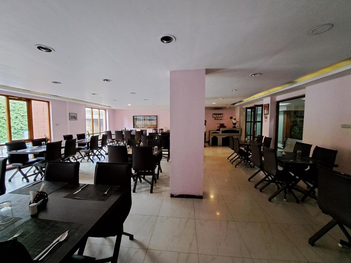 Hotel Preethi Classic Towers Udagamandalam Exterior foto